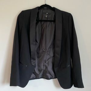 H&M tuxedo detailed black blazer